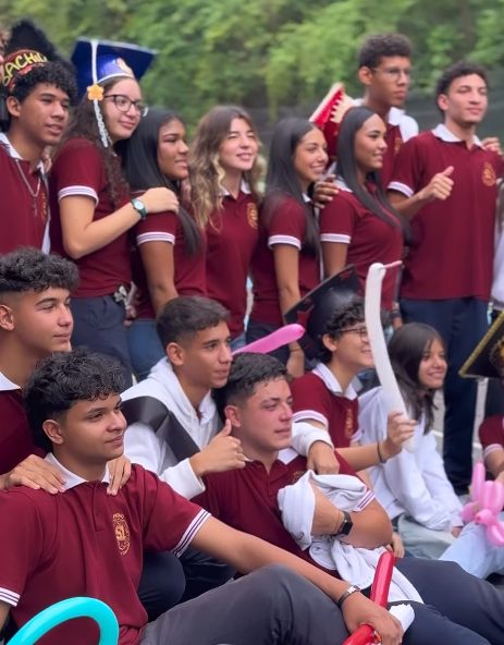 Estudiantes del Colegio La Concordia durante una celebración
